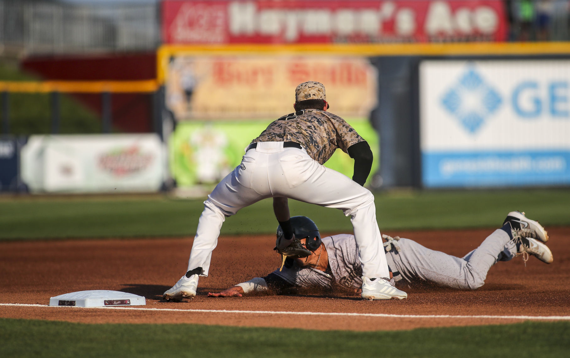 060919-qct-qca-bandits-018